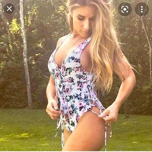 Kittenish floral one piece swimsuit, size S